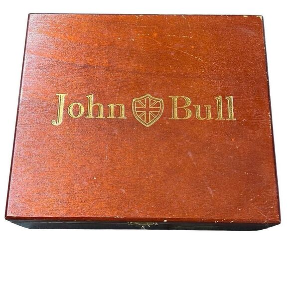 John Bull Brown Hand Made "Sir Winston" Prime Minister Cigar Storage Box 8x9 - Picture 7 of 11